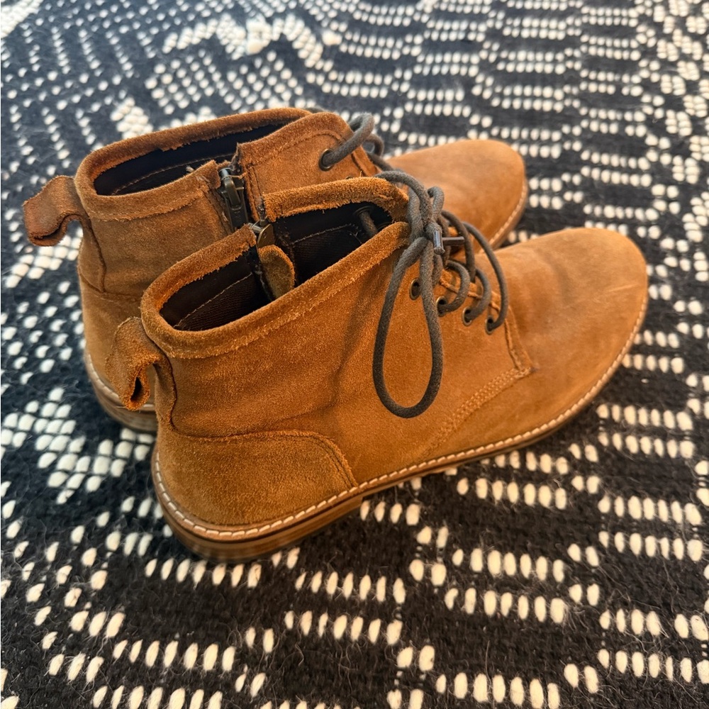 Crevo Men's Tan Suede Ankle Boots - Picture 5 of 7